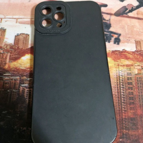 iPhone 12 Pro case black like new
