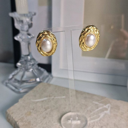 Earrings stainless steel with pearls new, beige and gold color