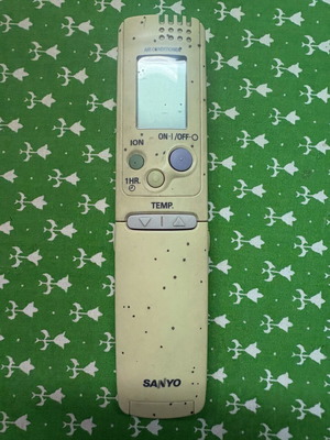 Sanyo RCS-4HPIS4E remote control for air conditioner used