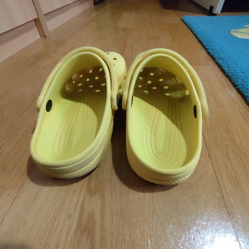 Crocs unisex shoes used, sizes 37-38, yellow