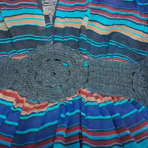 Modern blouse new with handmade knit at waist and sleeves size M