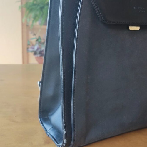 David Jones backpack with adjustable straps, black