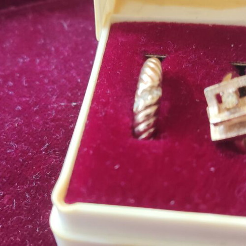 2 gold-plated rings, size 53, excellent quality