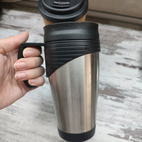 Set of 2 used cups, plastic and thermos, Jumbo brand