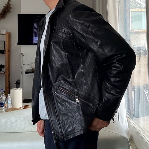 Motorcycle leather jacket size L-XL like new
