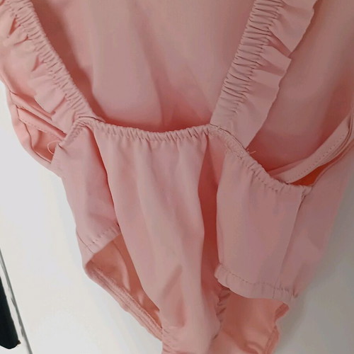 Pink backless bodysuit like new with cups size M