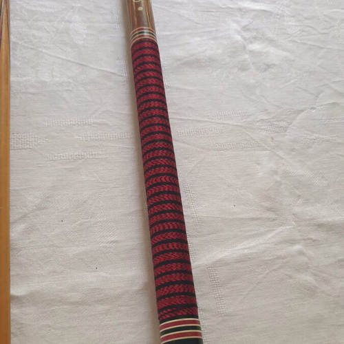 Billiard cue used 72 cm + 72 cm