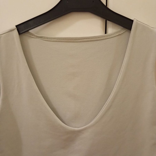 Sleeveless top medium size