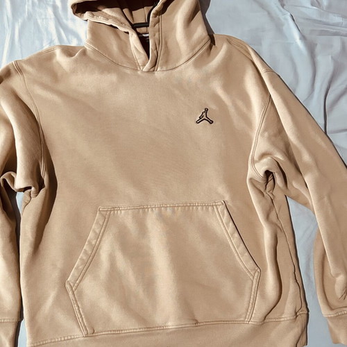 Jordan sweatshirt size L cream like new