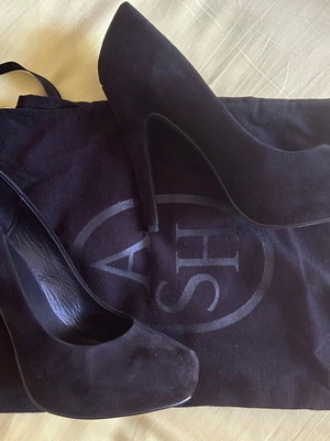 Ash black pumps like new, size 38