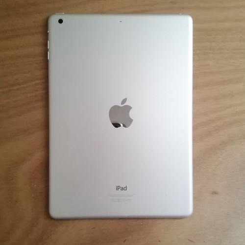 Ipad Air 1 WiFi 32 GB like new for spare parts