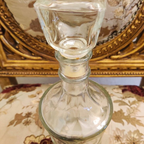 Γυάλινο μπουκάλι μεταχειρισμένο 0,5 L ρετρό για τσίπουρο και άλλα ποτά