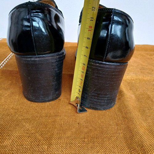 Sergio Rossi vintage patent leather heels used, size 40