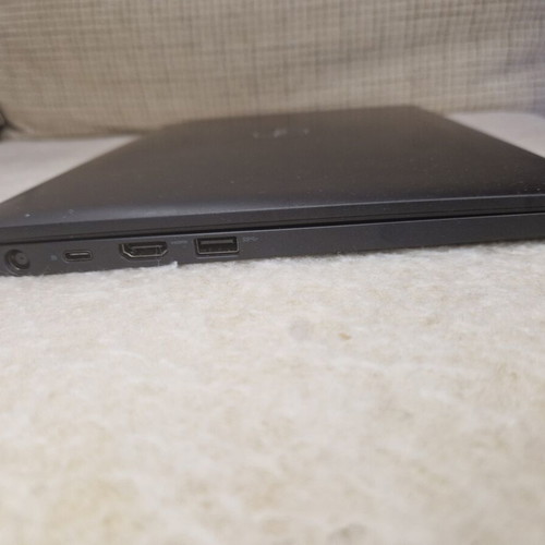 Dell Latitude 7390 Touchscreen laptop like new, Intel Core i5, 8GB RAM, 128GB SSD
