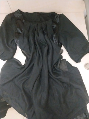 Φόρεμα μαύρο σαν καινούργιο, μέγεθος M 38 10