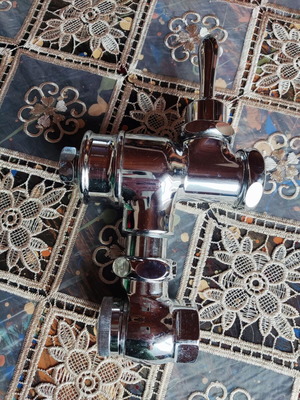 Sloan Naval Manual Flushometer piston type like new