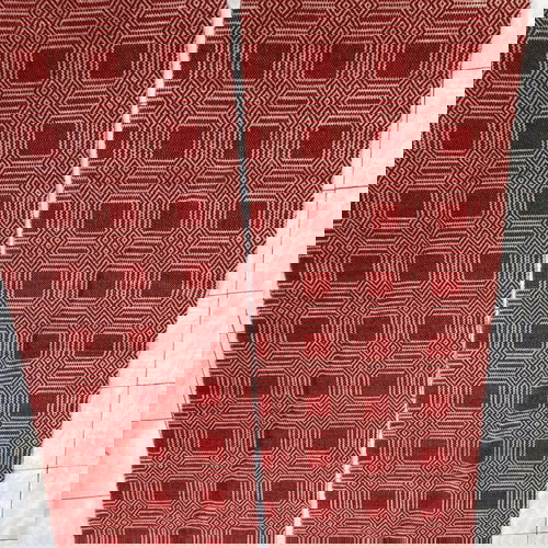Παλιά υφαντή κουβέρτα σε δύο λωρίδες με δαντέλα από Κρήτη 80χ220 εκατοστά η κάθε λωρίδα