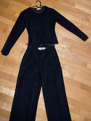Part Two evening set used with size 34 pants and size M top