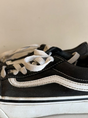 Vans παπούτσια μεταχειρισμένα, μέγεθος 36, μαύρα αθλητικά