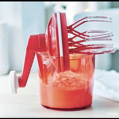 Speedy Chef Tupperware hand mixer new