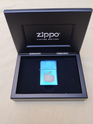 Zippo Cobra Limited Edition 2004 unfired in wooden case