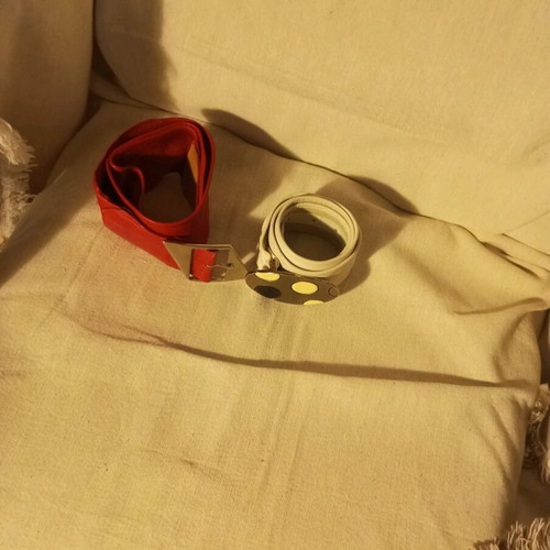 Women's leather belts like new, set of 2