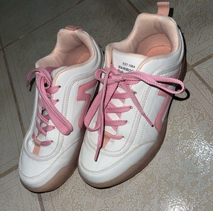 Γυναικεία Sneakers