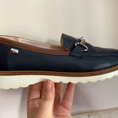 Valleverde leather blue loafers size 39 like new
