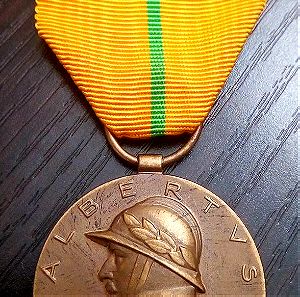 The Commemorative Medal of the Reign of King Albert I 1909-1934.