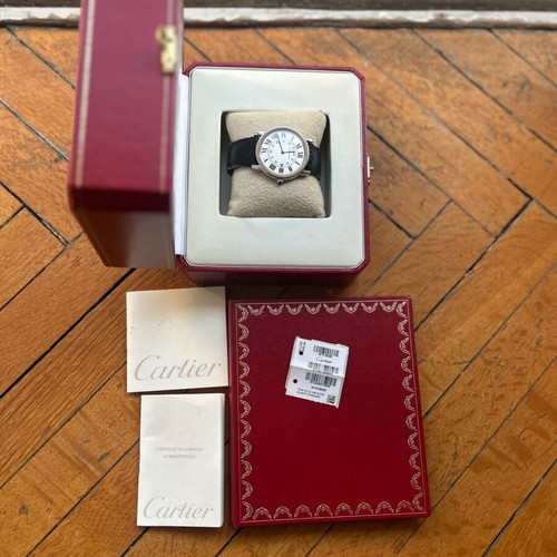Ronde Solo de Cartier wristwatch 29mm, steel case, black leather strap