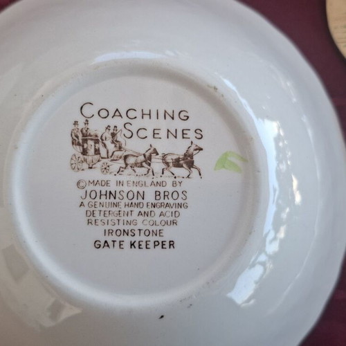 Gate Keeper Johnson Bros Coaching Scenes collectible multicolor bowl