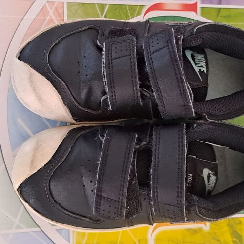 Nike athletic shoes used, size 26, black