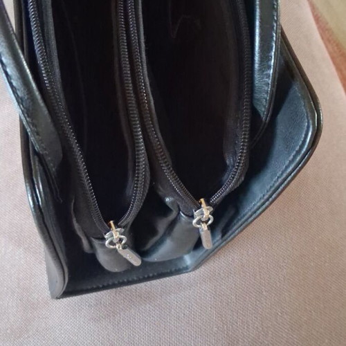 Crossbody bag made of leatherette like new, black