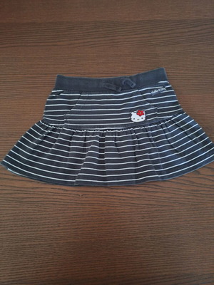 Hello Kitty grey striped skirt like new for 3-year-old girls Marks & Spencer