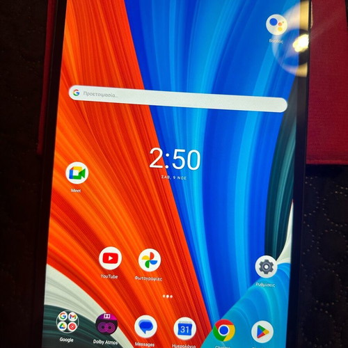 Lenovo tablet with 10’’ screen, almost new