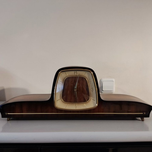 Hermle Chiming Wooden Mantel Clock vintage, like new, 1960 art deco