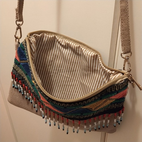 Ethnik Boheme shoulder bag like new, beige multicolor