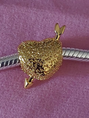 Charm heart with arrow new, gold hammered A.L.E.