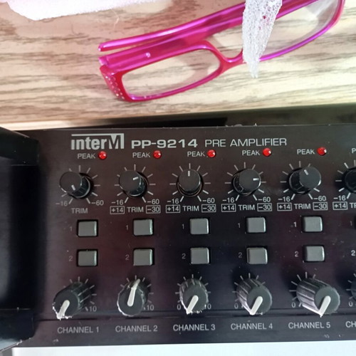 Mixer for Phantom Microphone used in excellent condition