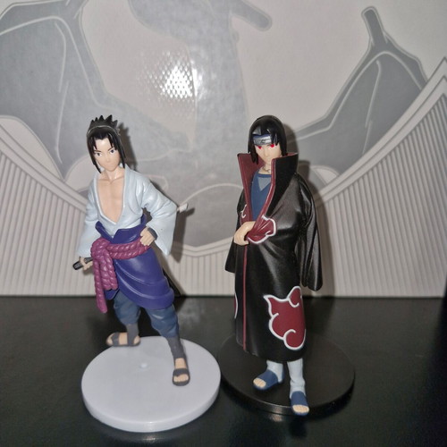 Set of 2 Sasuke and Itachi figures from Naruto Shippuden new