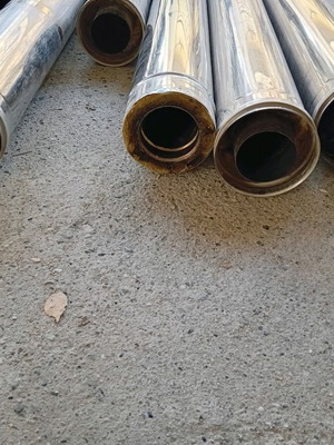 Insulated pellet chimney pipes 18m like new with elbows and cap