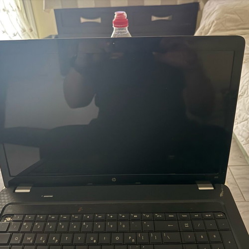 Hp G72 17.3'' laptop used with keyboard issue