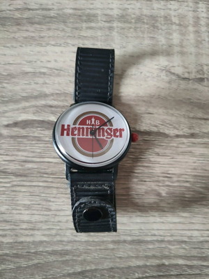 Henninger vintage wristwatch like new