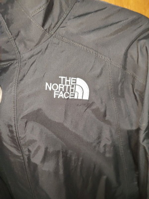 The North Face 3 in 1 Hyvent jacket size Large like new, brown