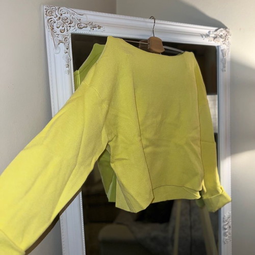 Zara sweater used, soft, yellow, size M