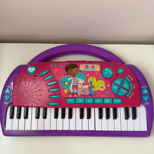 Children's keyboard like new with 6 instruments and 6 rhythms