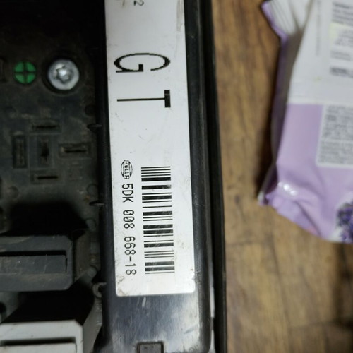 Opel fuse box Astra H, Zafira, 13206747 GT
