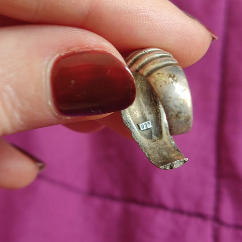 Silver 925 ring refurbished, broken at the back