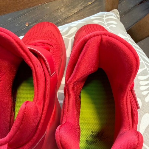 Nike Kwazi Action red athletic shoes like new size 43