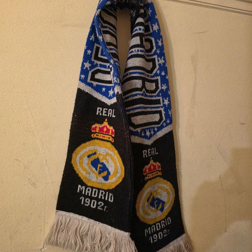 Real Madrid vintage 80s scarf